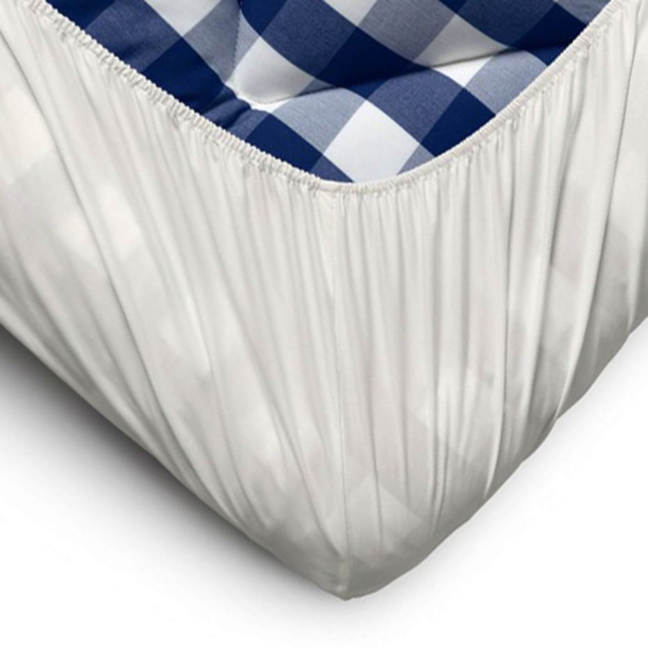 Hästens Spannbettlaken "Satin Pure" 8 cm bei Bettenrid